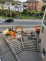 Bauarbeiten am Gehweg Dr.-Rathenau-Platz/August-Bebel-Straße in Greiz