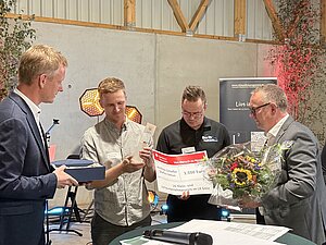 Große Überraschung für die beiden Ronneburger Preisträger Andreas Scheffel und Steffen Venus.